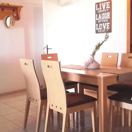 Athina Relaxing & Spacious 2 Bdrm Flat + Wifi