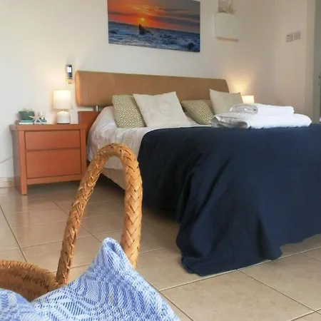 Athina Relaxing & Spacious 2 Bdrm Flat + Wifi